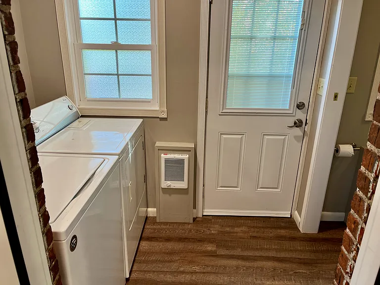 1021 Cleveland Ave — Photo 9