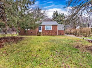 63 N Thomas Rd, Tallmadge, OH 44278