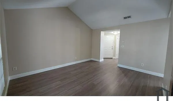 8706 Mallard Reserve Dr — Photo 8