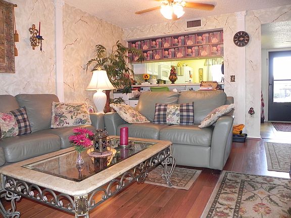 Artistic decorated - unique!