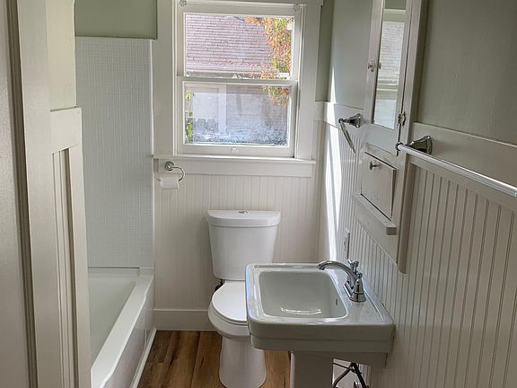 5th image of 626 41st St