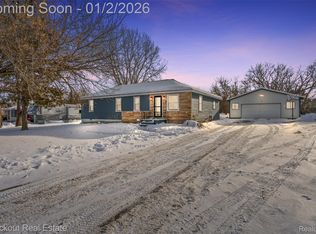 1268 E Dodge Rd, Mount Morris, MI 48458