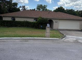 1515 Ridgemont Ln N, Kerrville, TX 78028