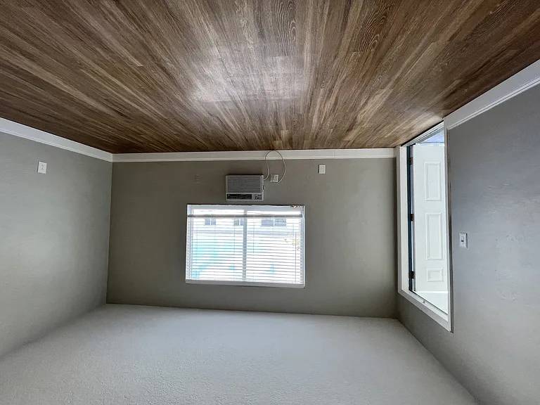 Biscayne Gardens Apartments — Photo 12