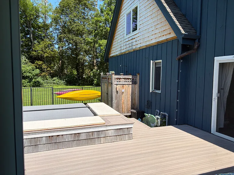 140 Old Stockbridge Rd — Photo 36