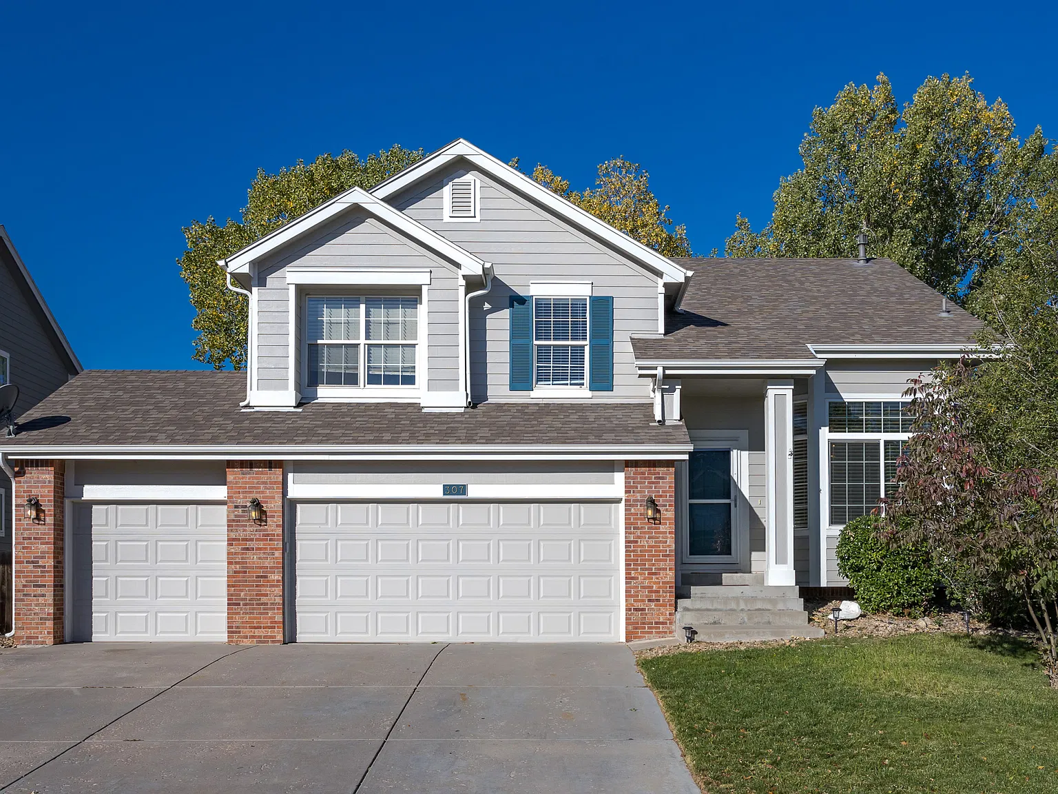 4 bed, 3.5 bath, 2978 sqft, $2,995 — Photo 1