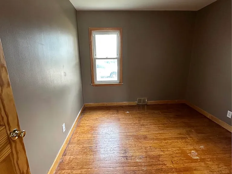 29501 Kelly Rd — Photo 9