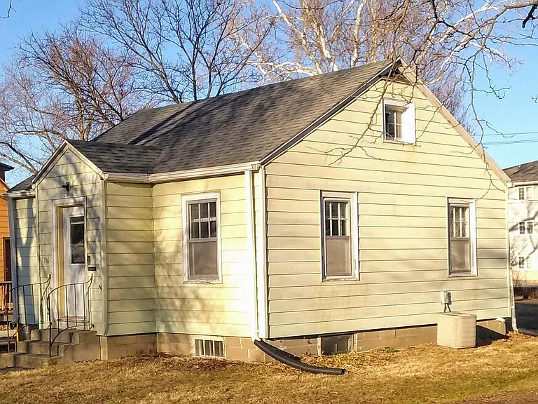 116 Howard Ave — Photo 14