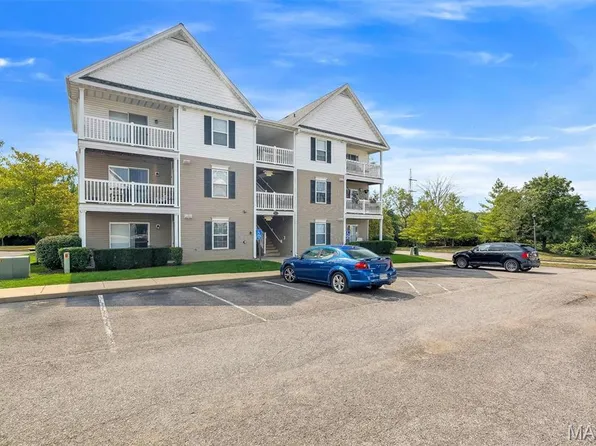 9733 Crayford Rd #9E, Saint Louis, MO 63123