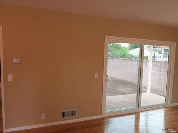 3rd image of 7331 Glencliff Dr