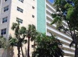 2555 NE 11th St APT 102, Fort Lauderdale, FL 33304
