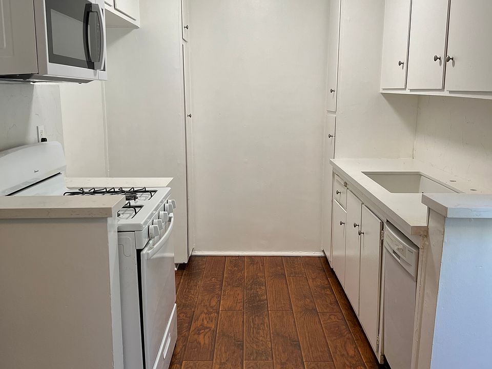 1st image of 4501 Vista Del Monte Ave APT 2