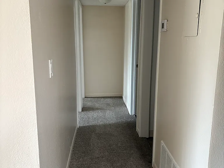 Coyle Creek Apartments — Photo 21