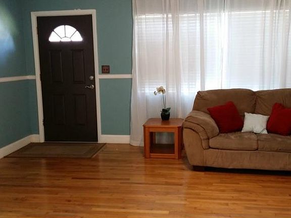 2nd image of 1409 Boylan Ave