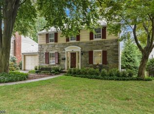 93 Hillside Ave, West Caldwell, NJ 07006
