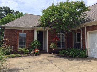 393 Fountain Crest Dr, Memphis, TN 38119