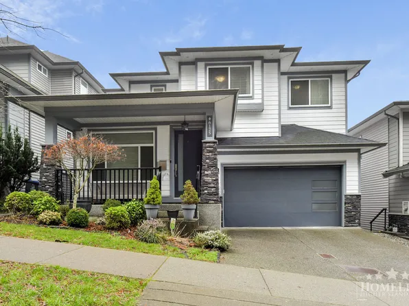6125 146th St #Basement, Surrey, BC V3S 3A1