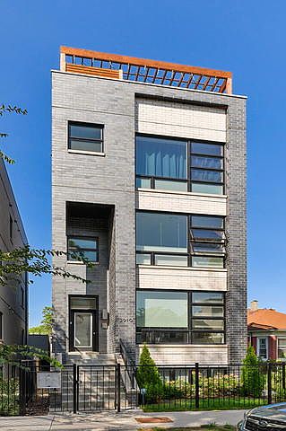 1st image of 2910 W Lyndale St #Penthouse