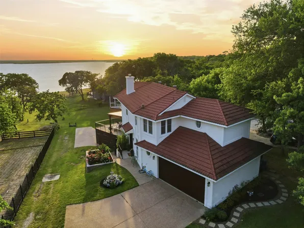 6823 Red Bud Dr, Flower Mound, TX 75022