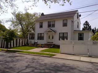 64 Riegelmann St, Staten Island, NY 10302