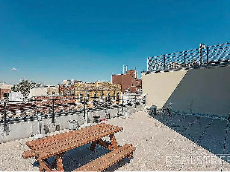 286 Stanhope St #4C — Photo 9