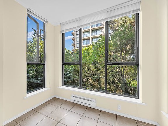 3rd image of 175 E 10th St #210