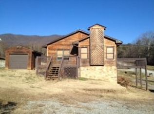 55 Cahas Ln, Boones Mill, VA 24065