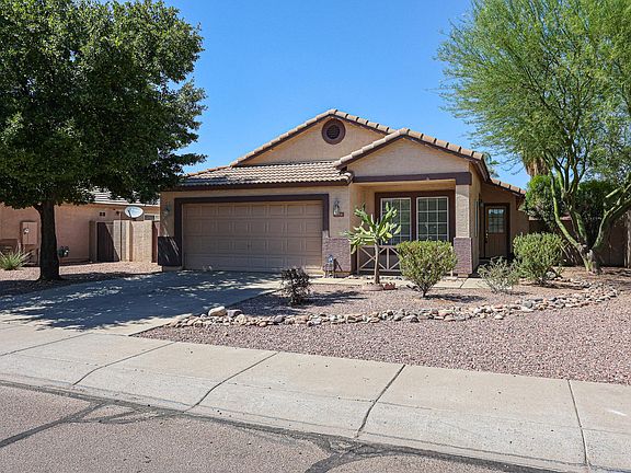 3rd image of 8006 W Quail Ave