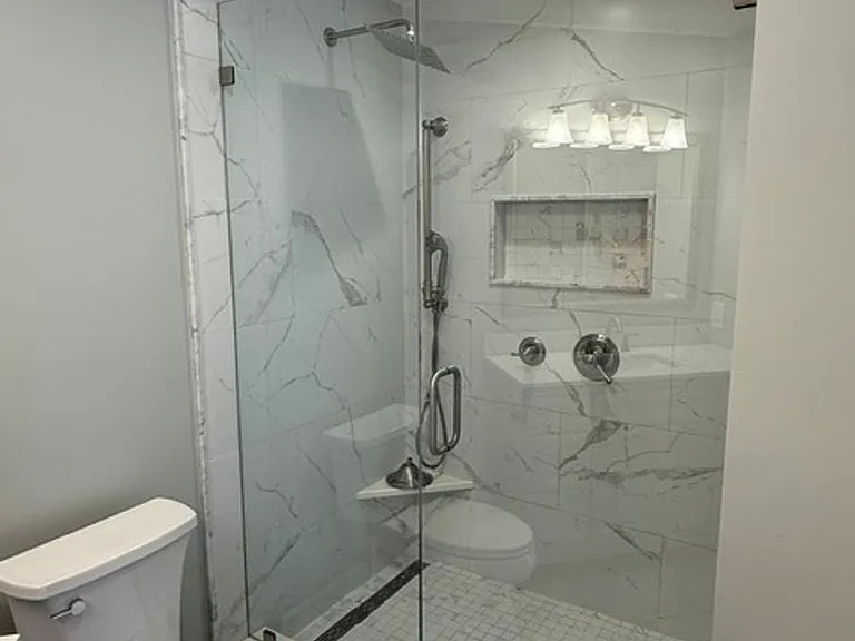 1105 Torrence Cir — Photo 10