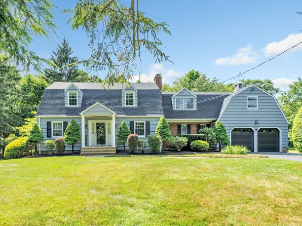 37 Old Green Road, Trumbull, CT 06611