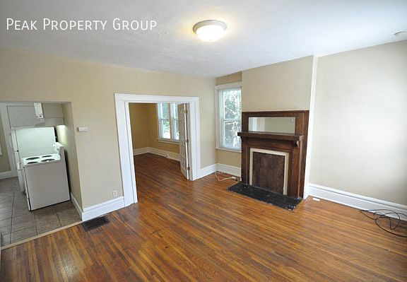 2nd image of 394 E Northwood Ave