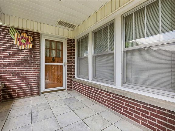 4th image of 232 Jordan St