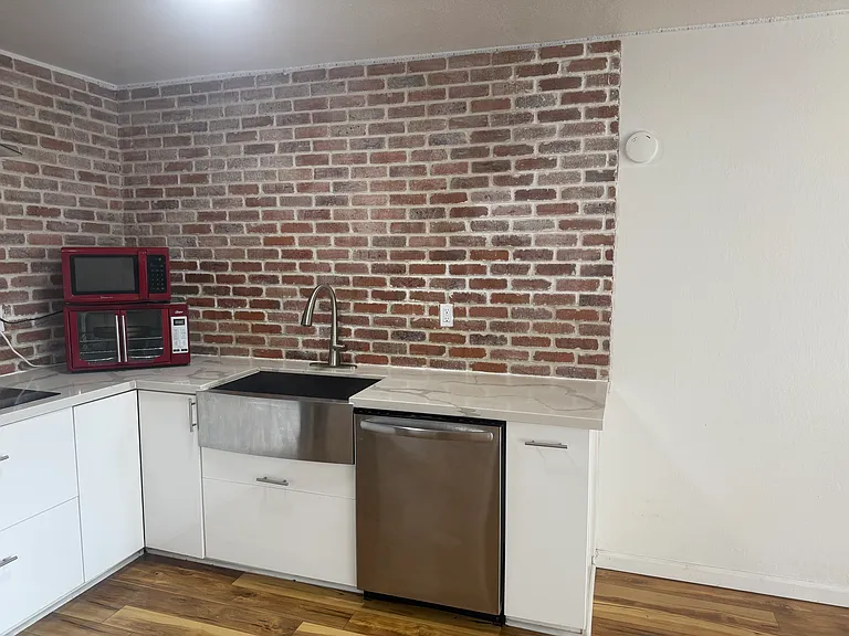 555 Pierce St #226 — Photo 9