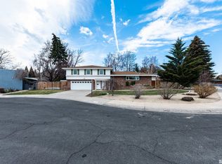 1930 Marla Dr, Reno, NV 89509