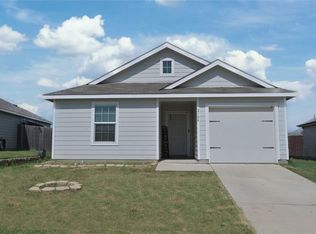 2104 Mackinac Ln, Crandall, TX 75114