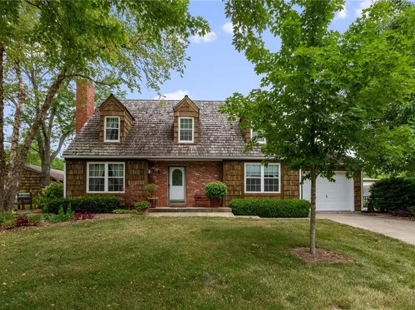 13308 E 223rd St, Peculiar, MO 64078