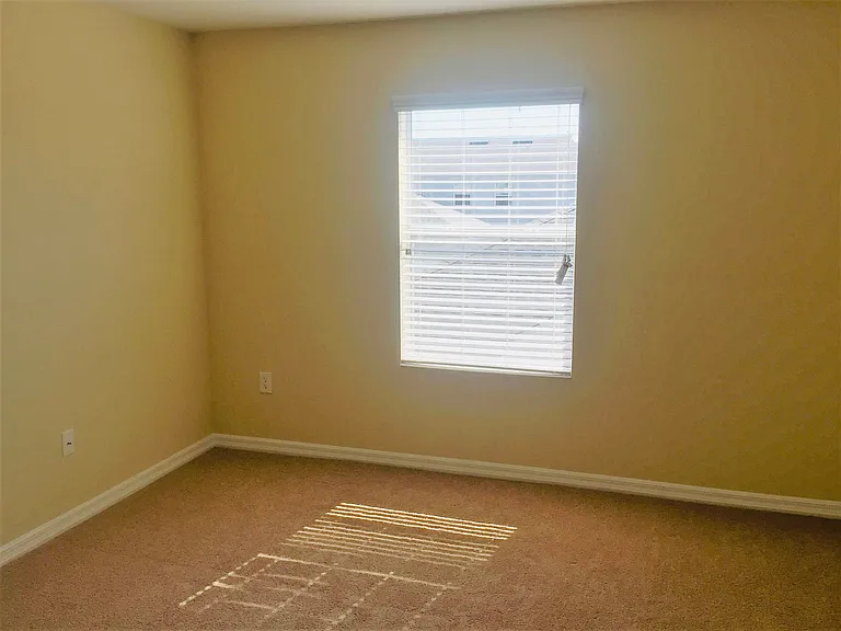 12826 Strode Ln — Photo 16