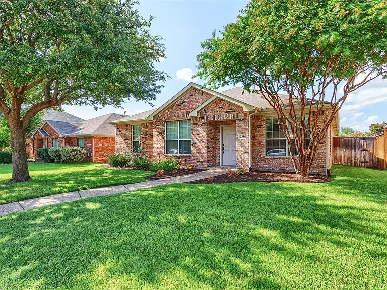 2356 Jaguar Dr — Photo 13