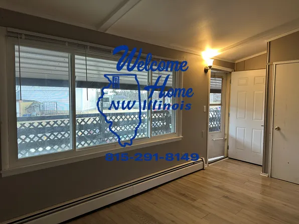 2088 W Galena Ave APT 23, Freeport, IL 61032