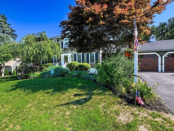 4th image of 70 Welton Dr