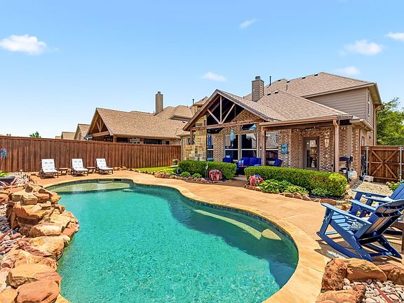 2nd image of 2409 Ranchview Dr