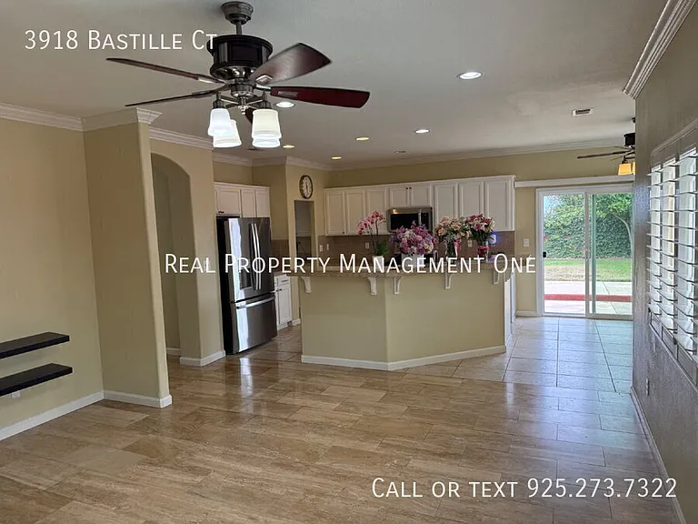 3918 Bastille Ct — Photo 13