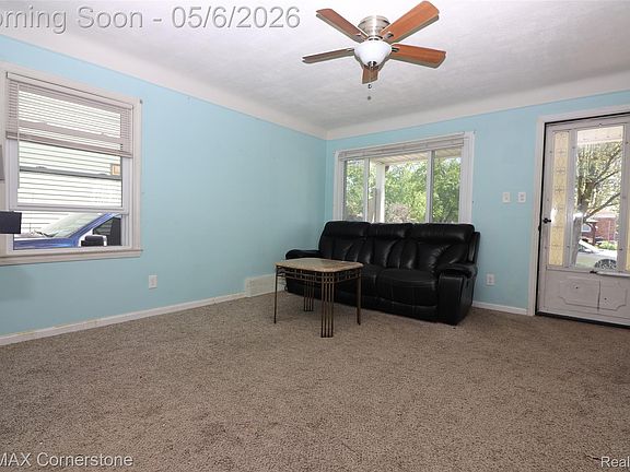 4th image of 4532 Howe Rd