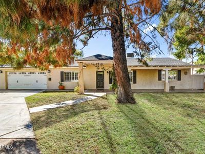 4015 E CHEERY LYNN Road, Phoenix, AZ, 85018