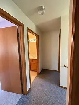 811 Vista Ridge Dr — Photo 22