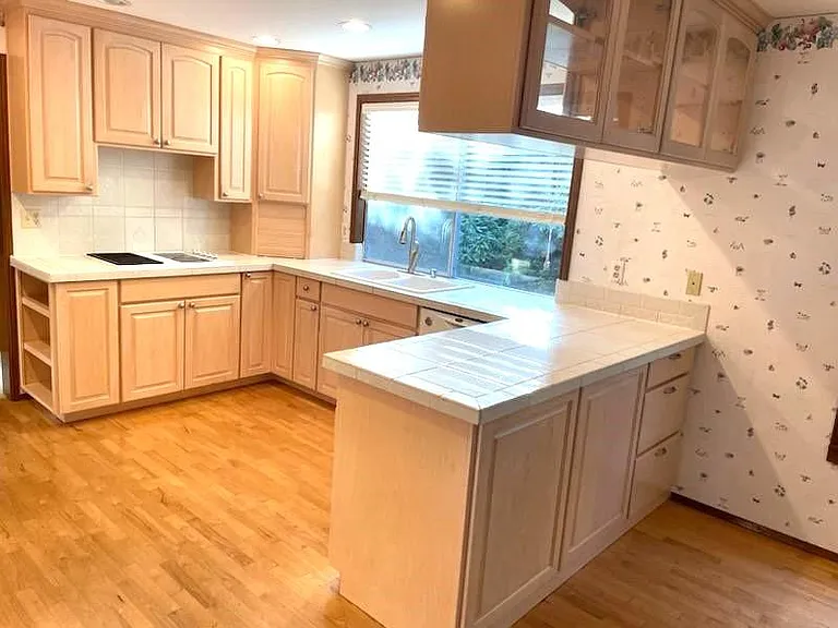 7961 Emery Blvd NW — Photo 5