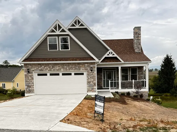 257 James River Rd, Lewisburg, WV 24901