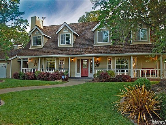 2nd image of 3345 Patterson Way