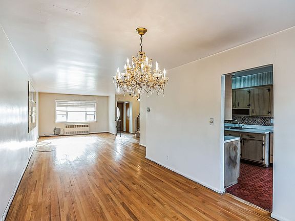 5th image of 57-40 162 Floor 2