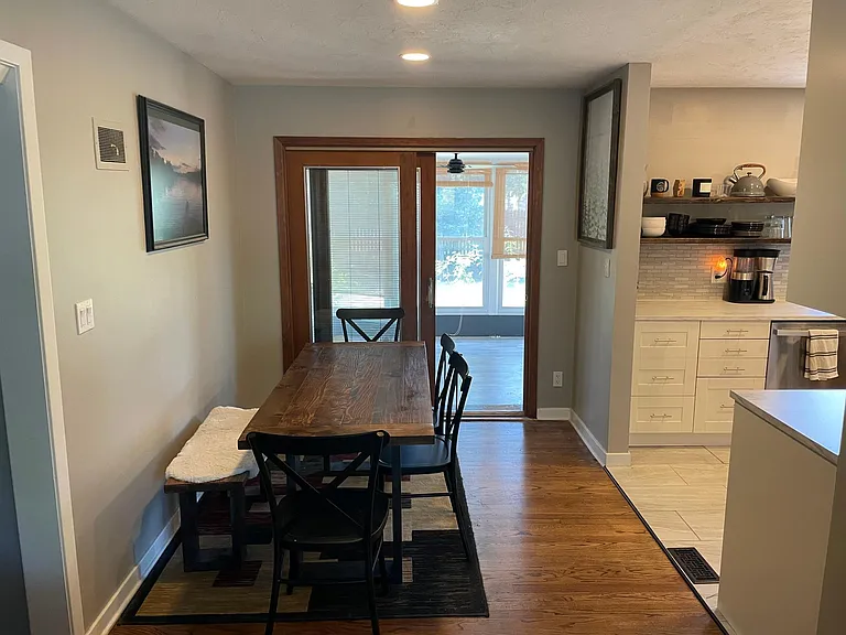 4105 B St — Photo 4